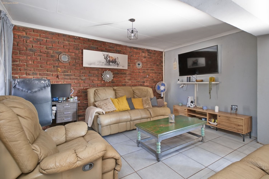 2 Bedroom Property for Sale in Azalea Park Eastern Cape